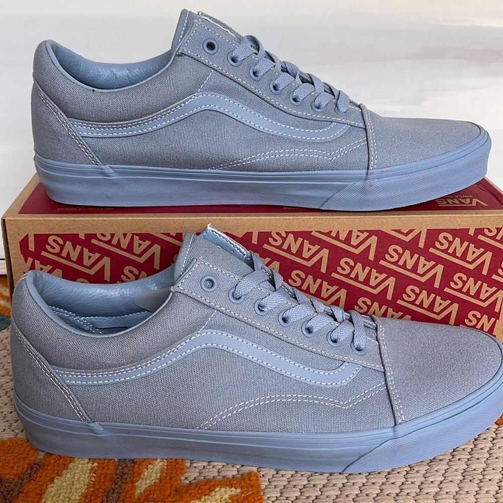 Vans Men’s Old Skool
Pastel Mono Dusty Blue
VN000CT8DSB
Sneakers